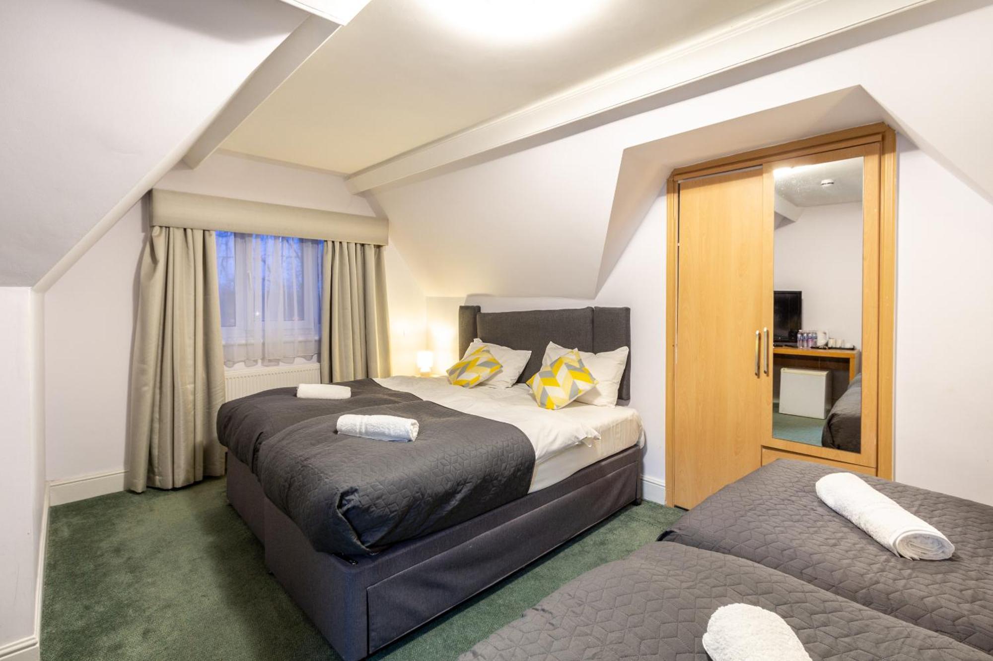 London Gatwick Inn Zewnętrze zdjęcie