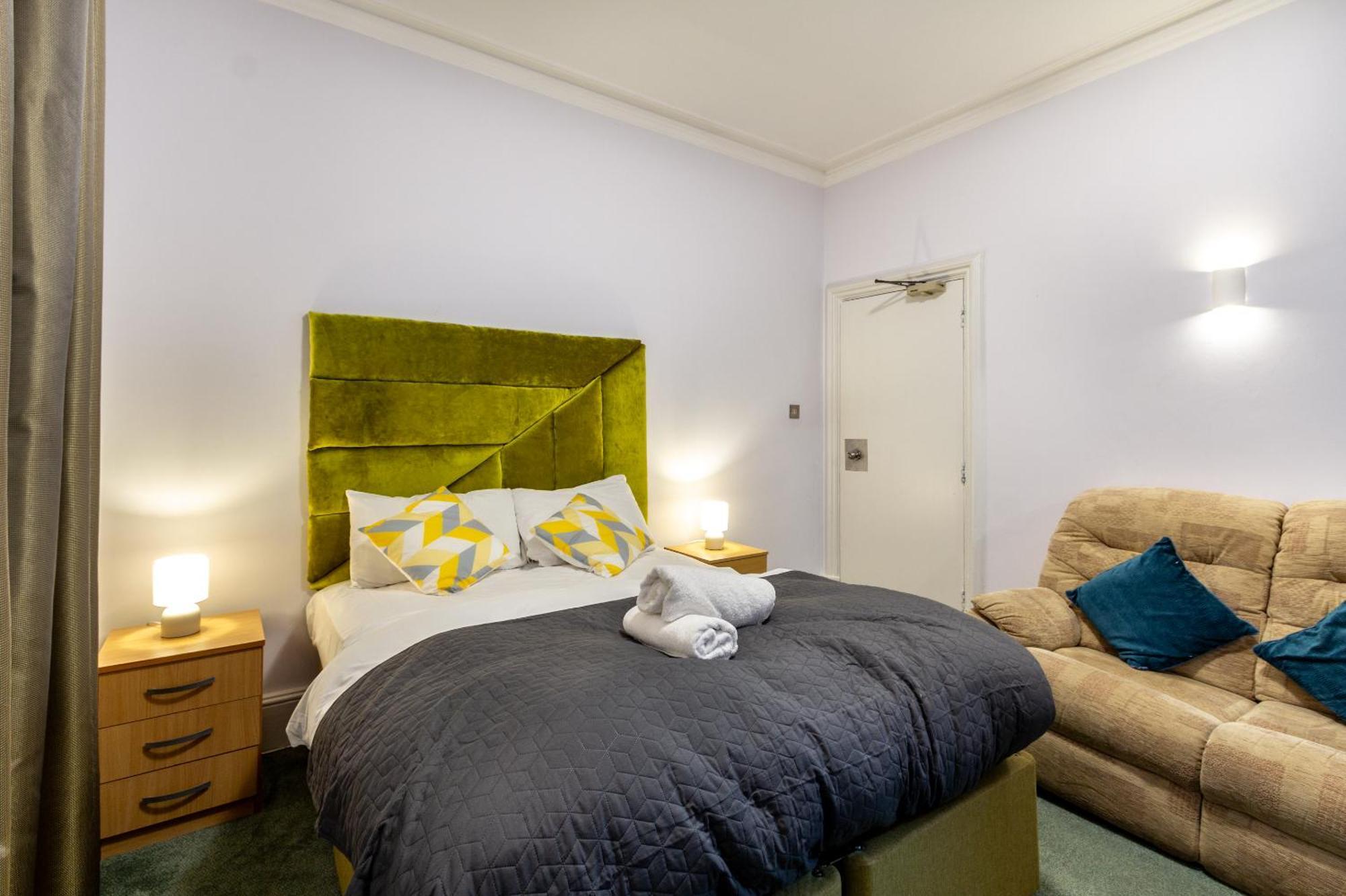 London Gatwick Inn Zewnętrze zdjęcie